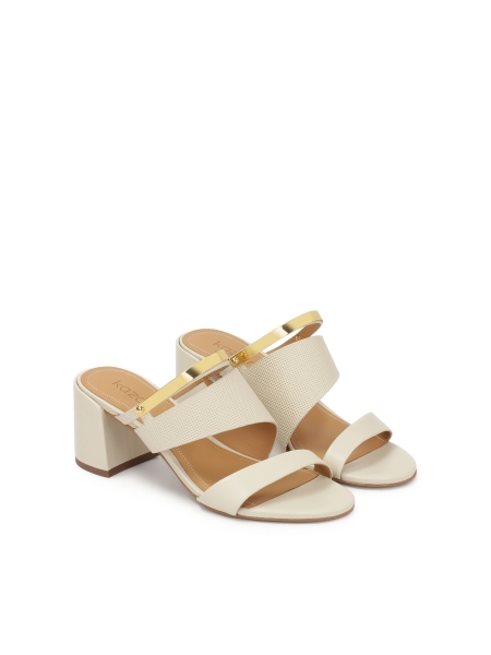 Magassarkú cipellő fém pántos díszítéssel NORA