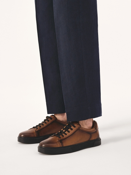 Barna tornacipő smart casual stílusban SILVAN