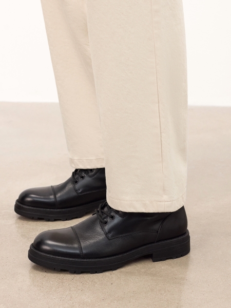 Bőr fűzős bokacsizma PAVELLI