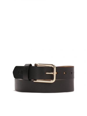 Univerzális fekete öv arany csattal 
