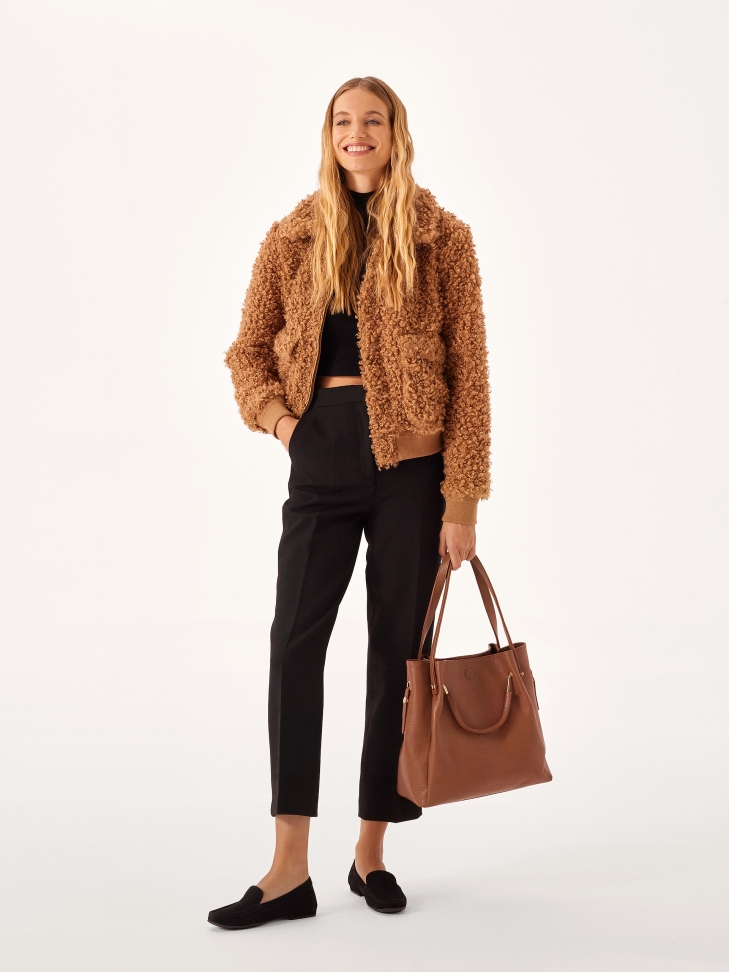 Nagy barna kézitáska eredeti fogantyúkkal  ALEXANDRIA