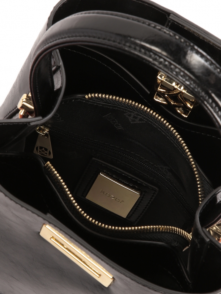 Elegáns fekete, teljes szemcsés bőr kézitáska  LAURIE S