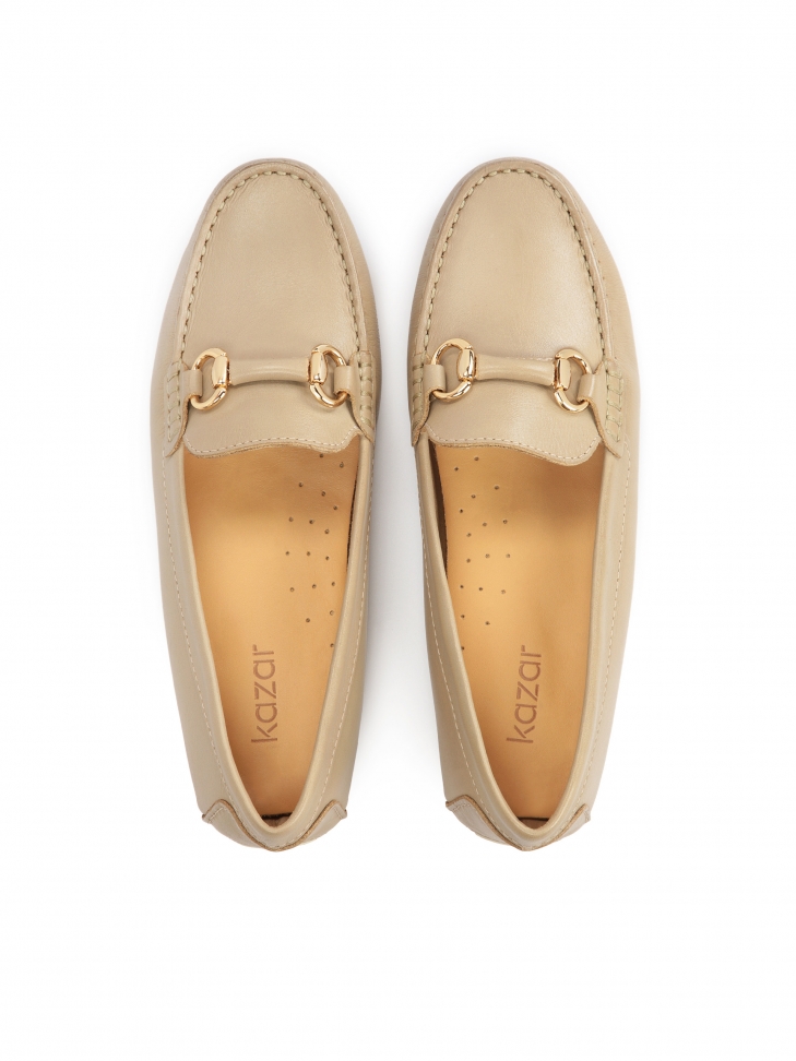 Bőr mokaszinok fém csattal APRICOT