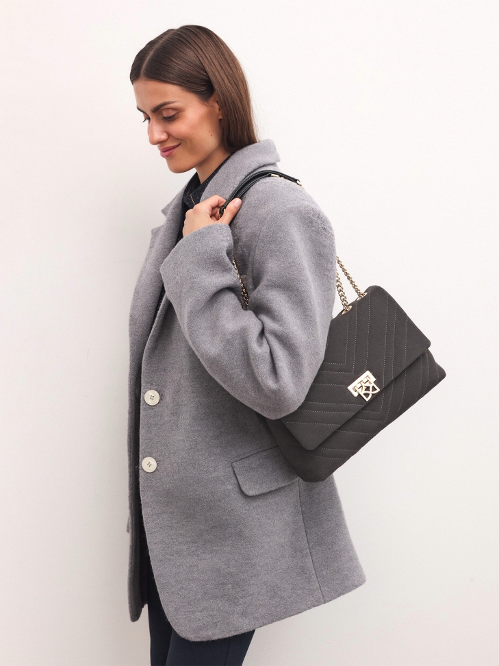 Szürke szarvasbőr láncos kézitáska HALLIE