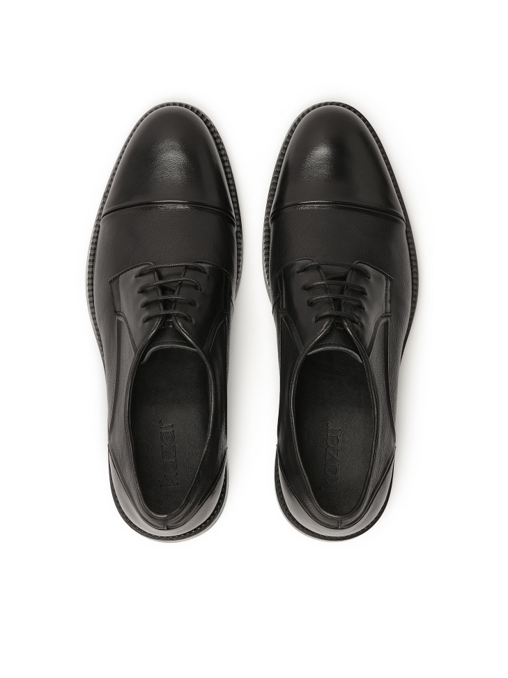 Fekete bőrcipő varrással DYZMA