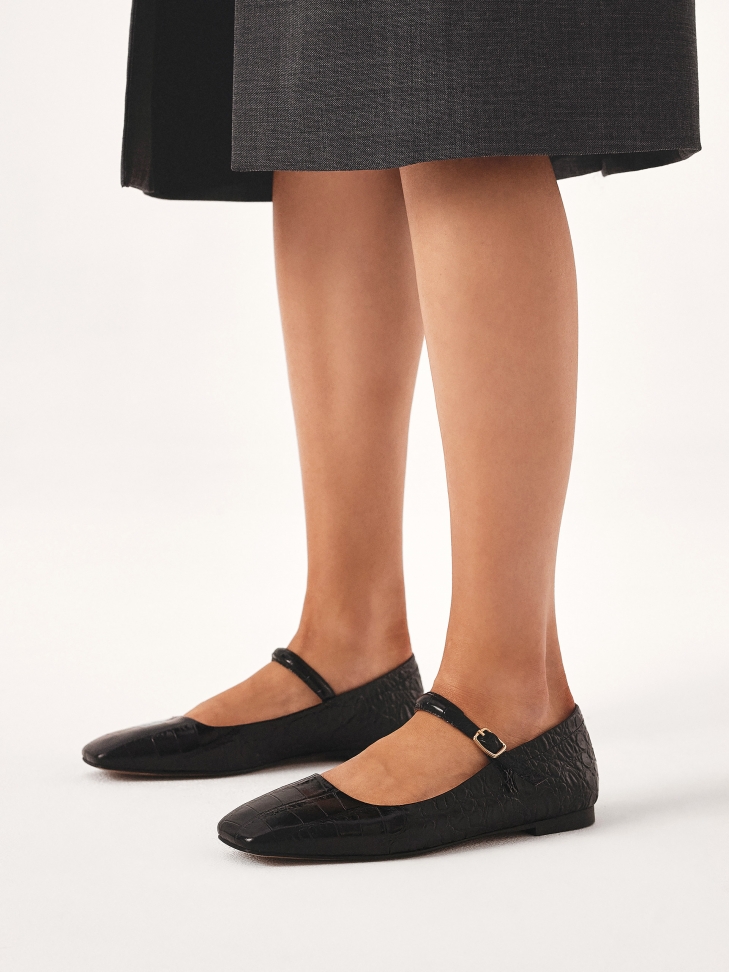 Bélyegzett bőr lapos talpú szivattyú KANGELY