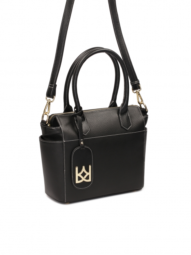 Fekete kézitáska kontrasztos fehér varrással NELLIE