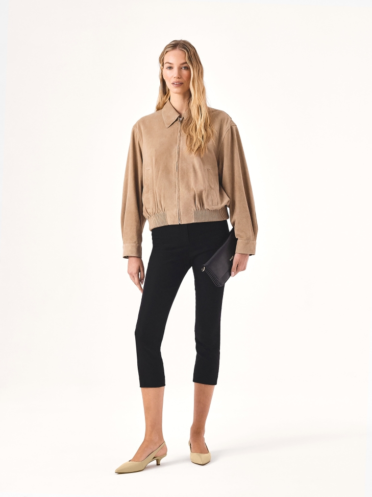 Bézs színű bőr kacsás szivattyú IRIA