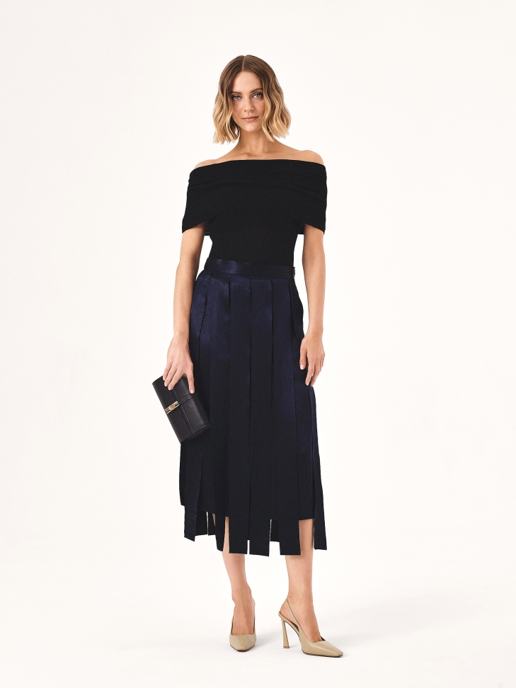 Bézs színű cipő egyedi sarokkal NISSA