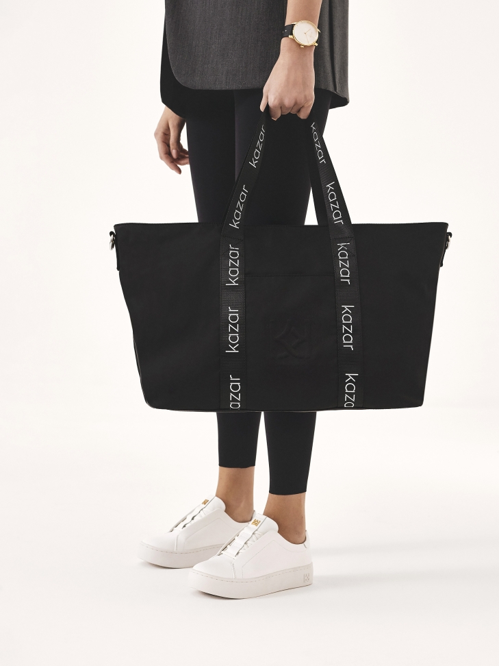 Fehér tornacipő fedett csipkés fogantyúval MALIA