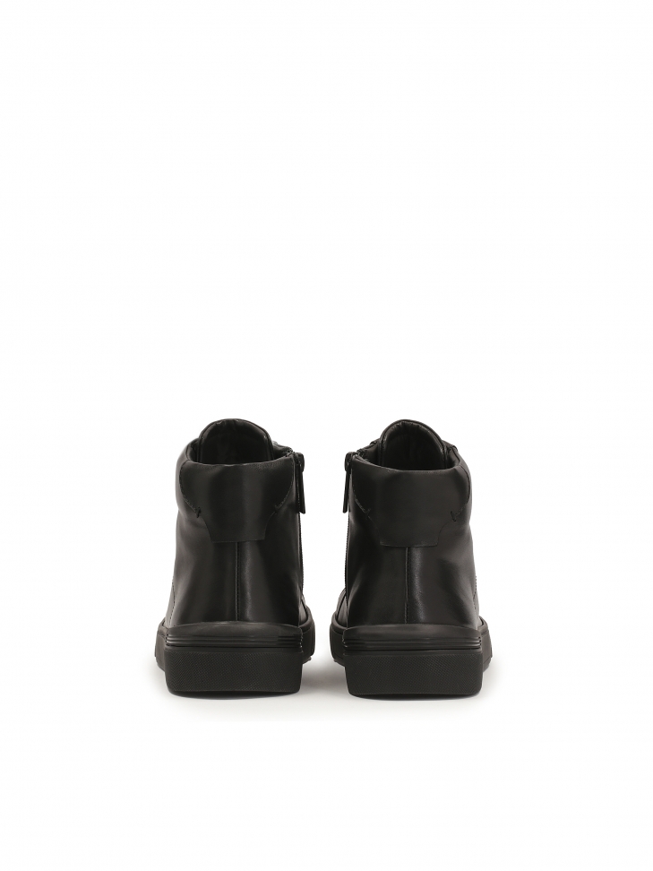 Minimalista férfi tornacipő fekete színben  MELHIOS