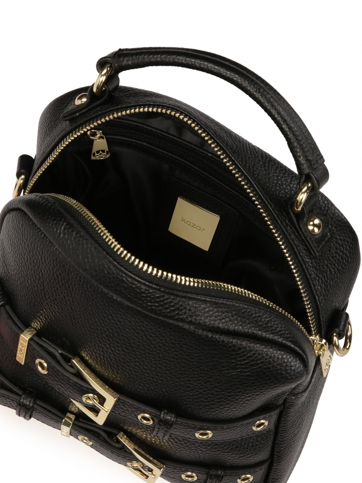 Kézitáska fogantyúval és csatokkal díszített pánttal NASIRA