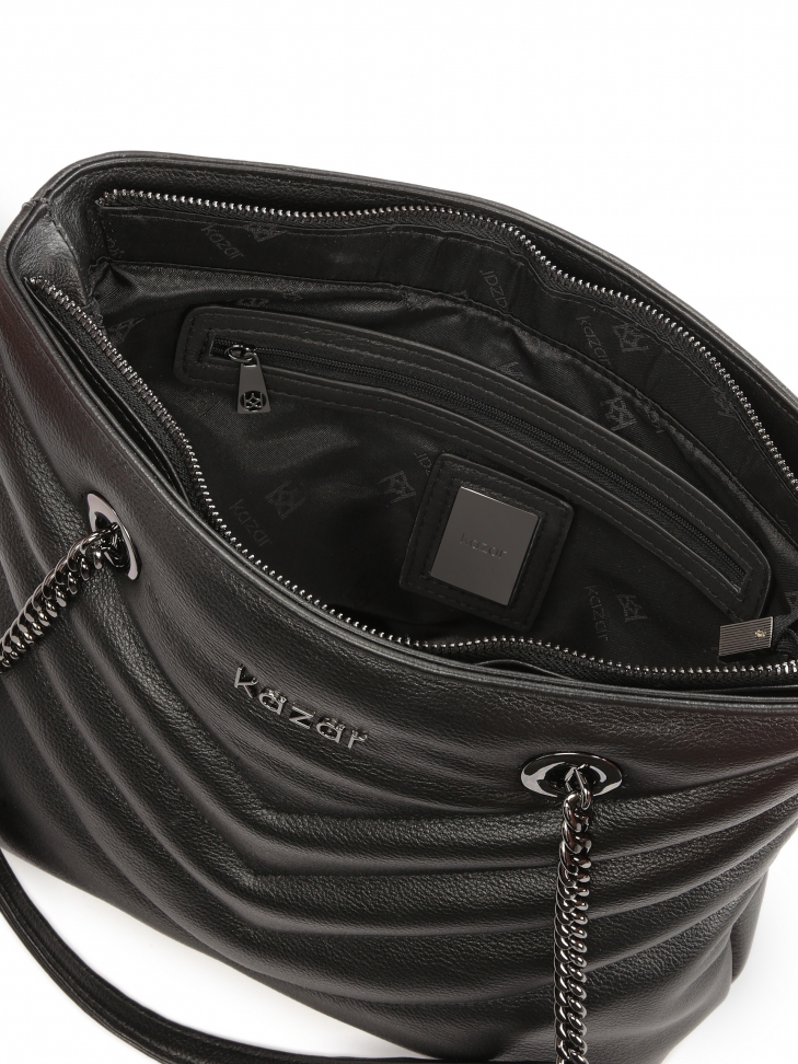 Tágas válltáska pisztoly fém hardverrel JASMINE