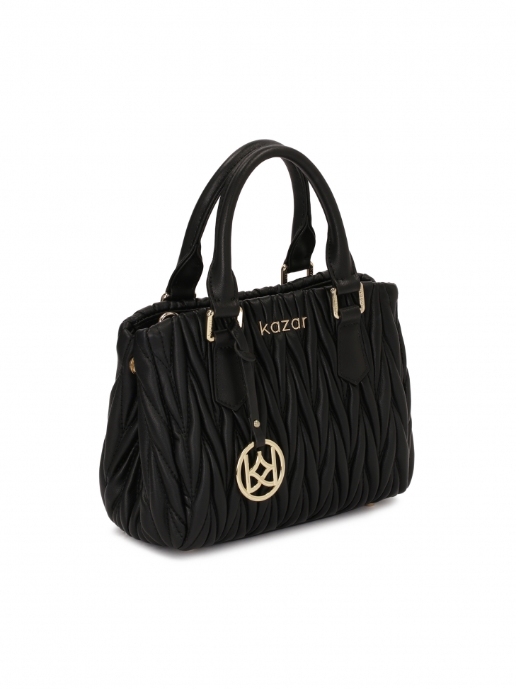 Feltűnő fekete kézitáska két fogantyúval és pánttal SAMIA