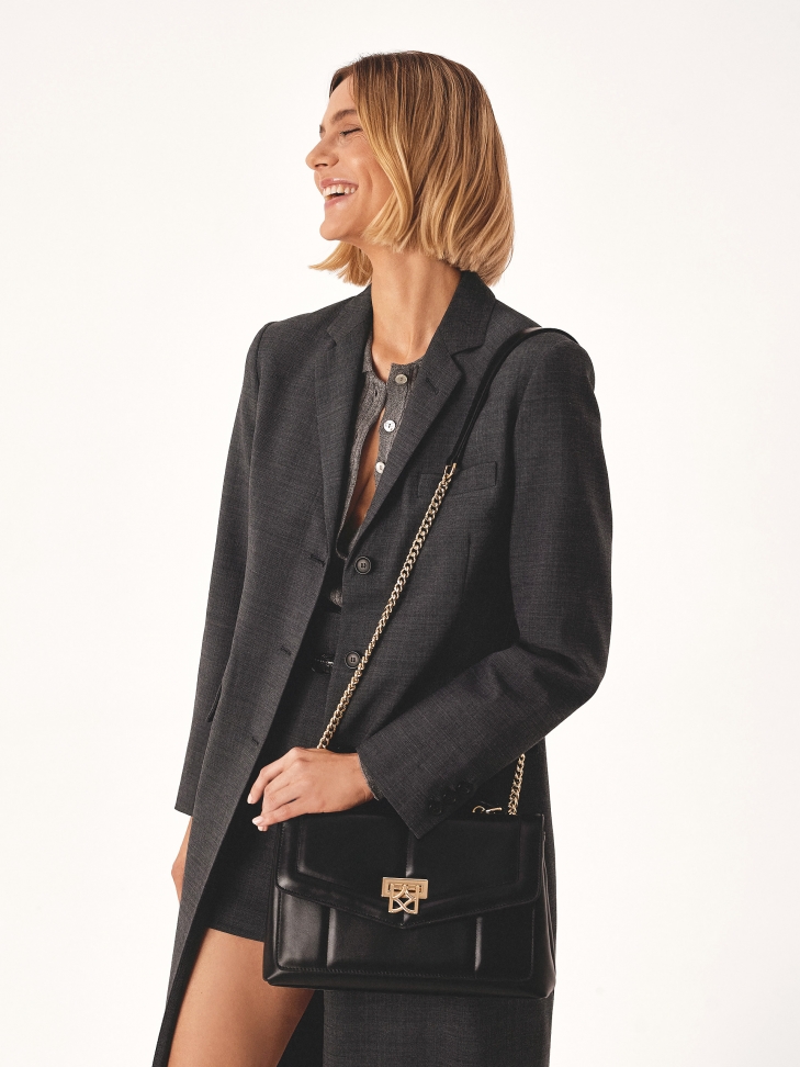 Fekete válltáska csúszó lánccal HALLIE