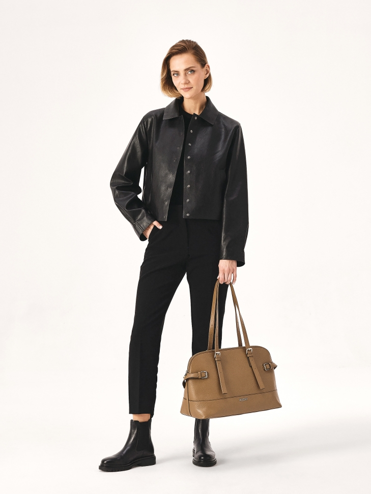 Széles aljú barna kézitáska MARCELL