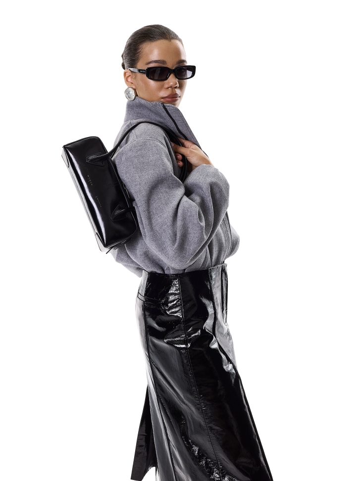 Fekete hosszúkás válltáska  KS NOELIA