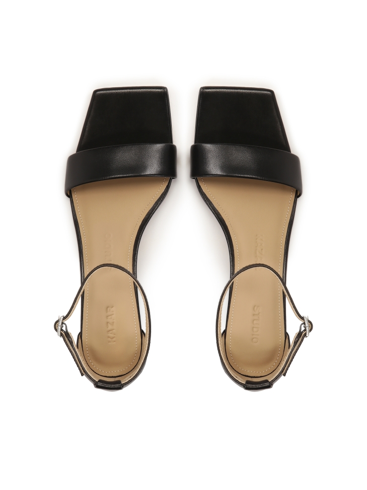 Fekete szandál teljes sarokkal KS JAVELIN