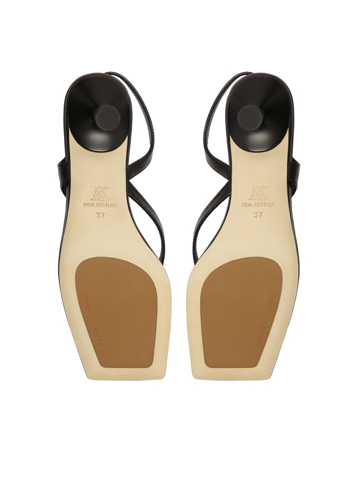 Szandál a lábujjak között pánttal KS JAVELIN