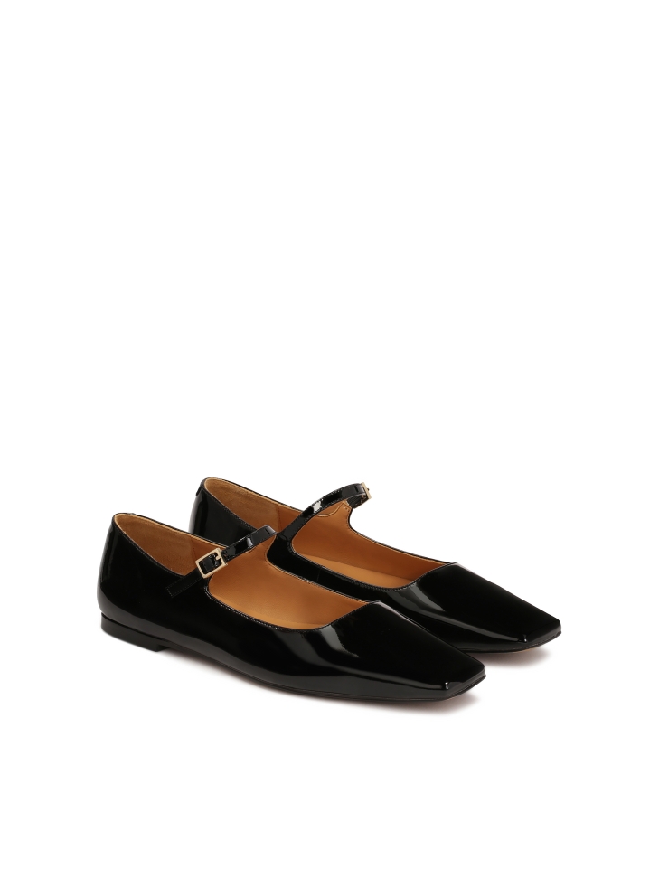 Lakkbőr lapos szivattyú pánttal MAIA