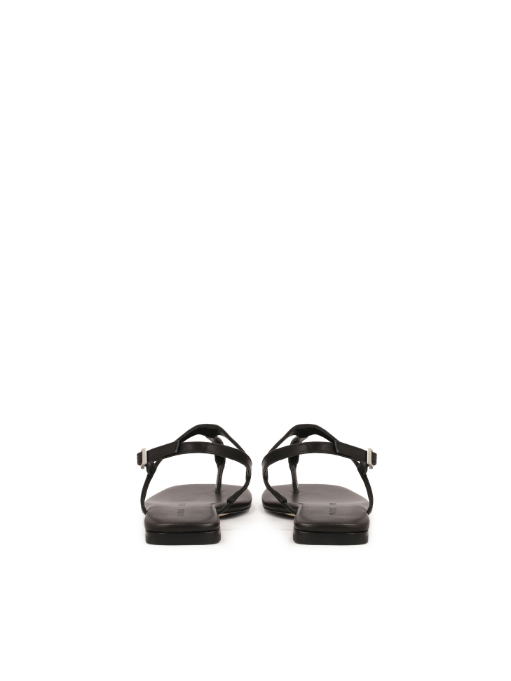 Fekete bőr szandál szögletes orrú szandállal KS MURIEL