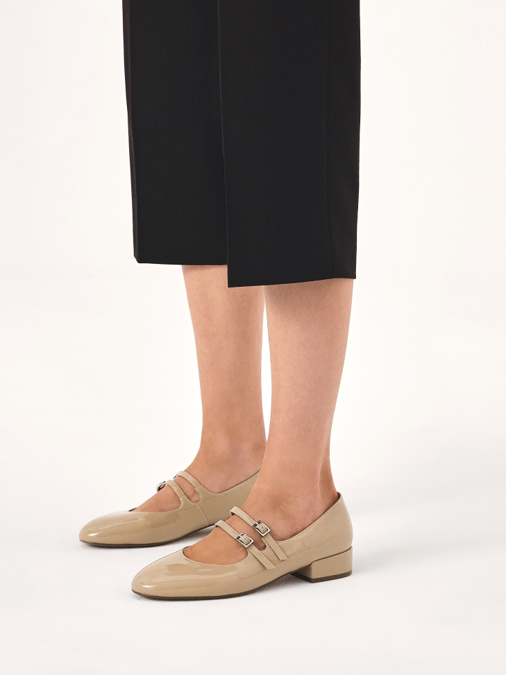 Bézs lakkbőr Mary Jane stílusú szivattyú KAJA