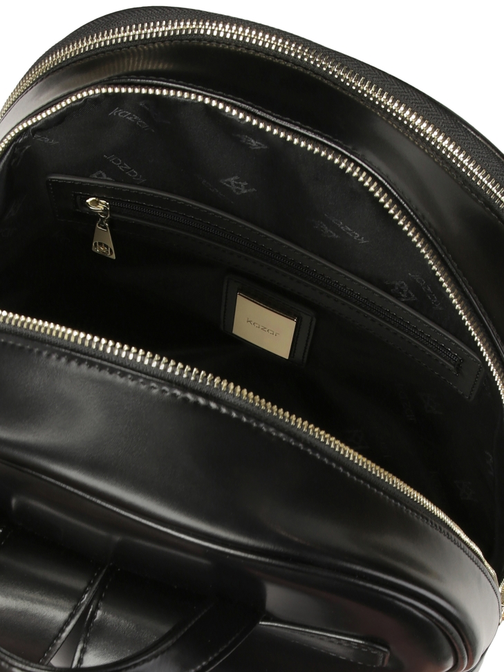 Fekete bőr hátizsák elülső zsebbel OAKLYNN