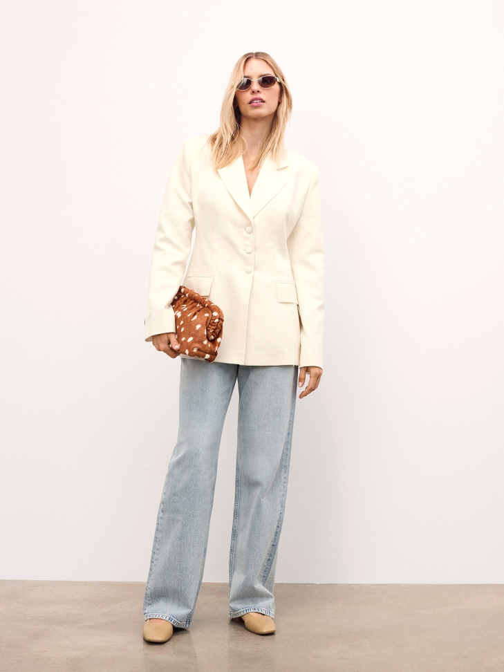 Bézs színű lapos bőr szivattyú KAIRI