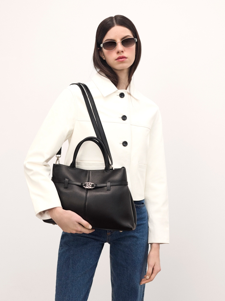 Elegáns bőr kézitáska  CATE