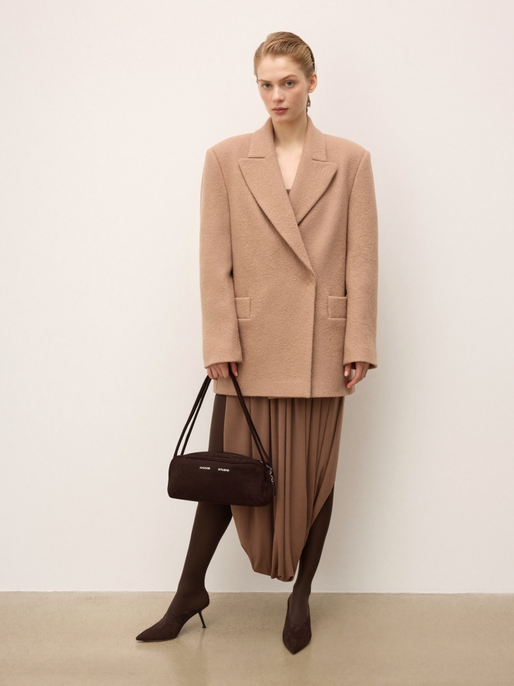 Barna öszvérek egy hajlított tűn  KS ELYSIE