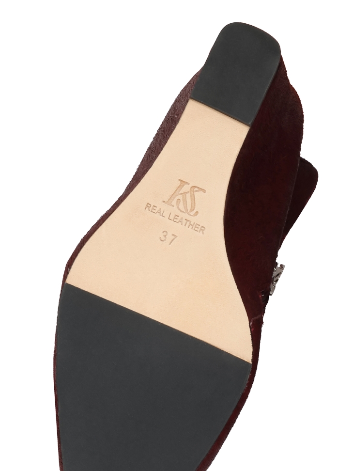 Barna csizma természetes sörtékkel KS OTYLIE