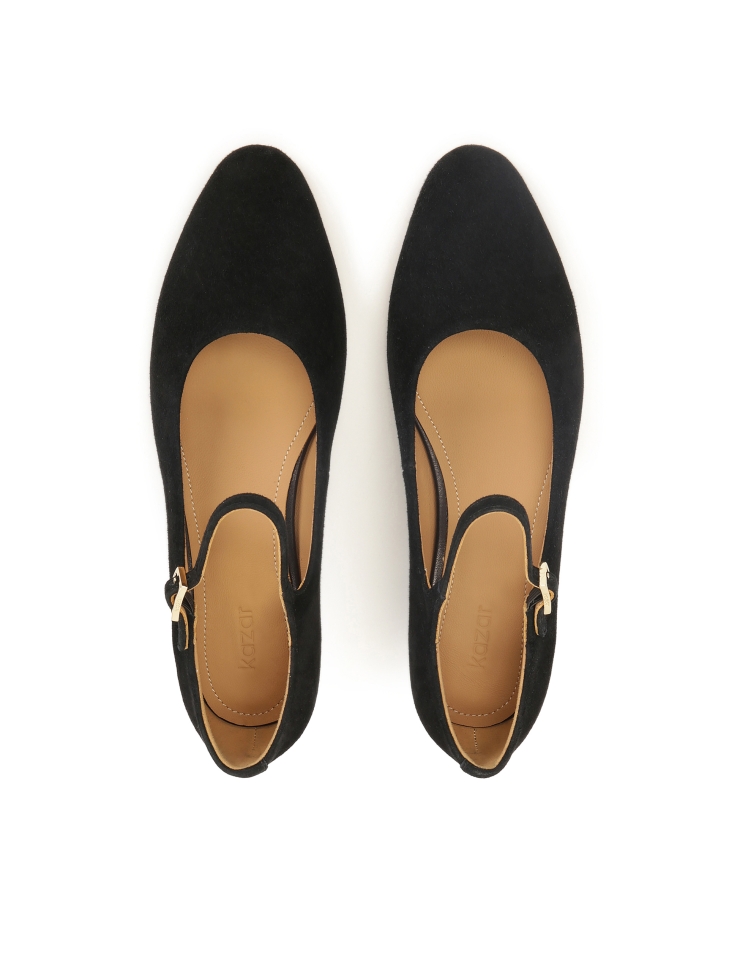 Fekete szarvasbőr szivattyú pánttal és alacsony sarokkal RIVLA