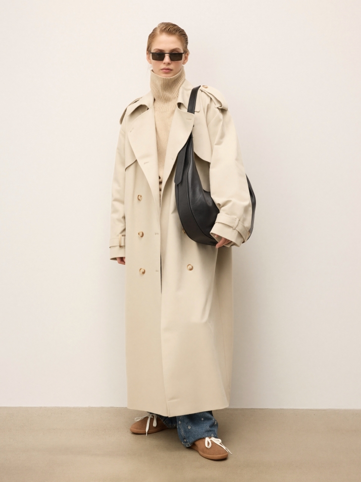 Fekete bőr kézitáska szarv alakban KS CIRELLE